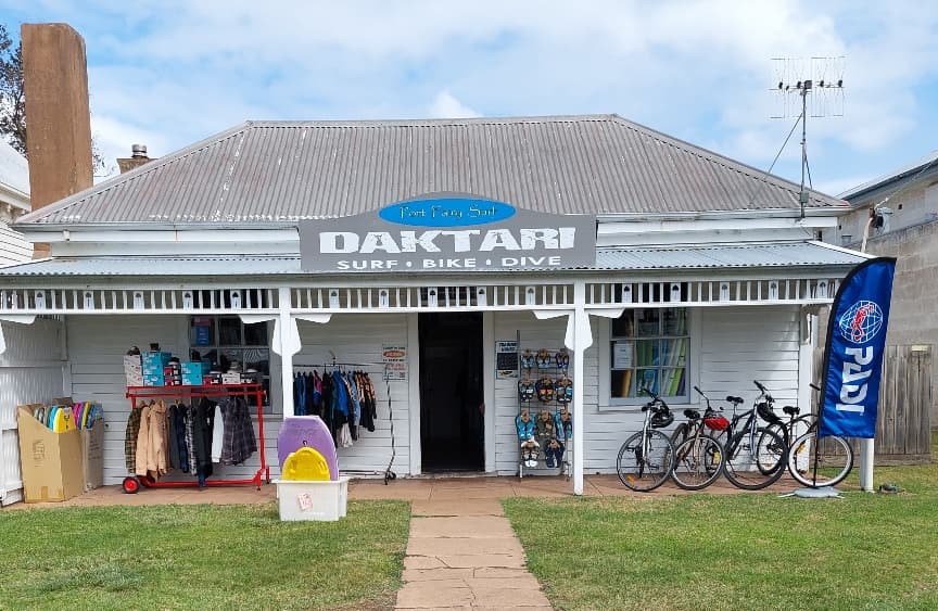 Daktari Surf & Dive