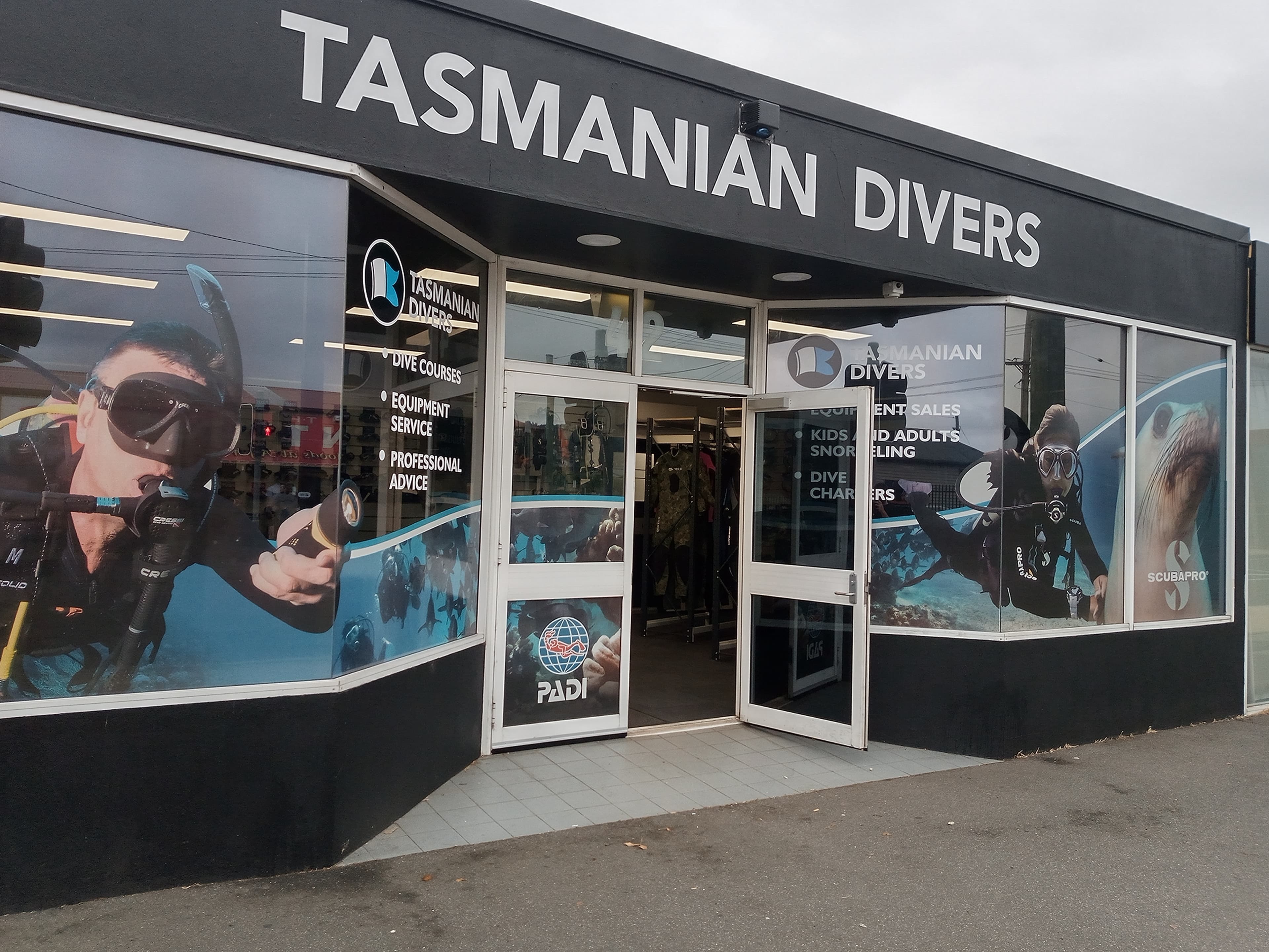 Tas Divers