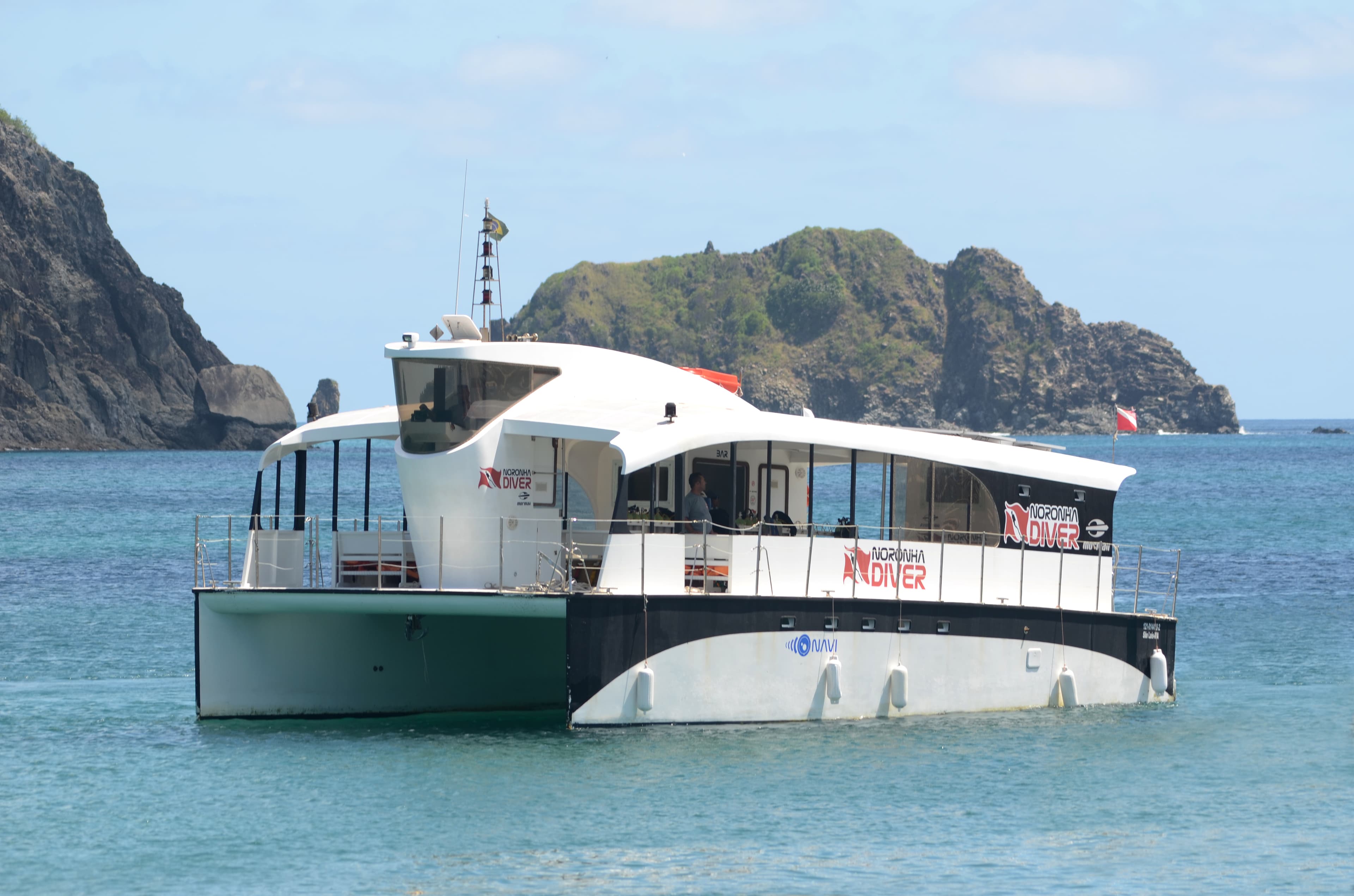 Noronha Diver