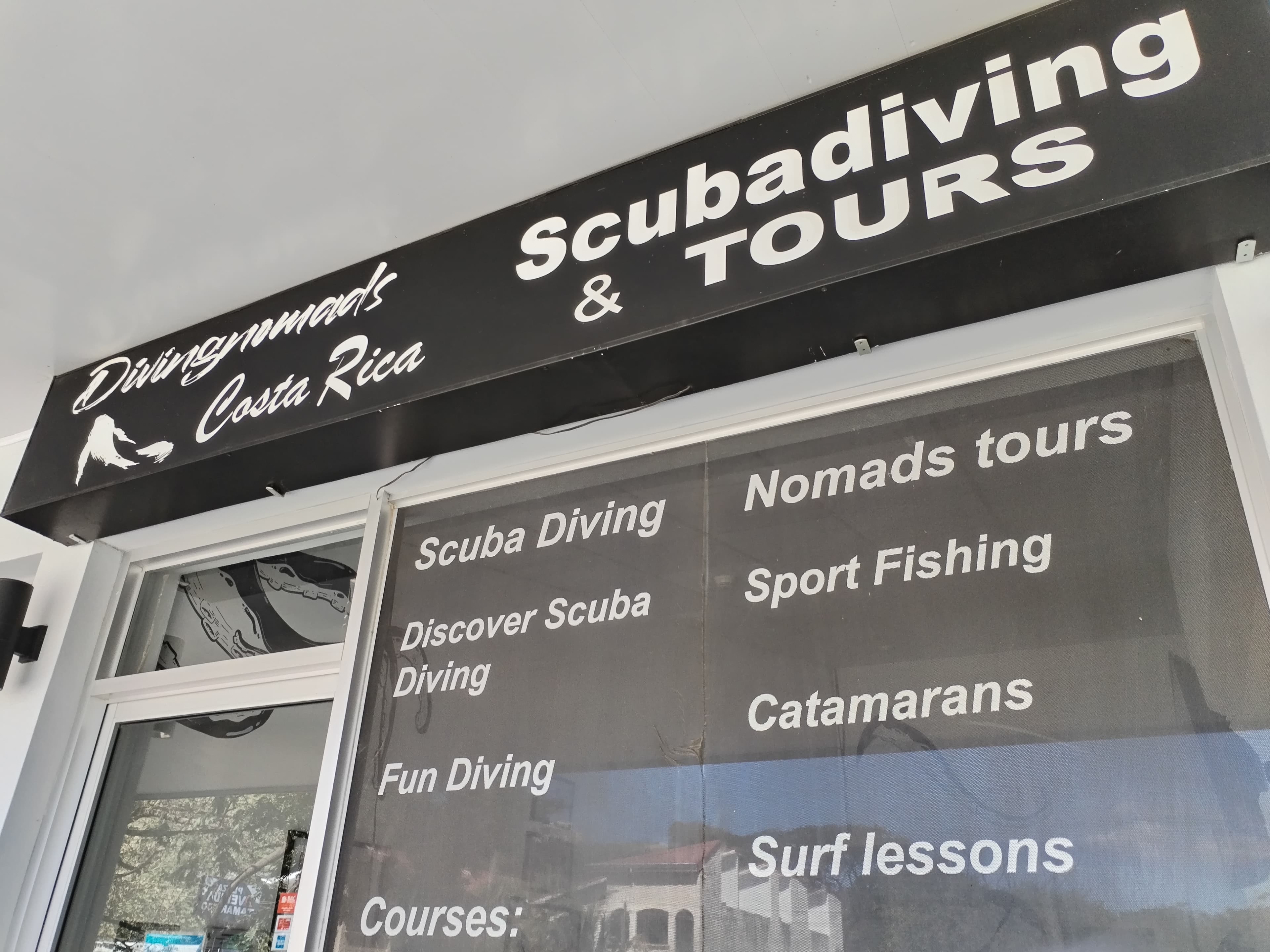 Diving Nomads