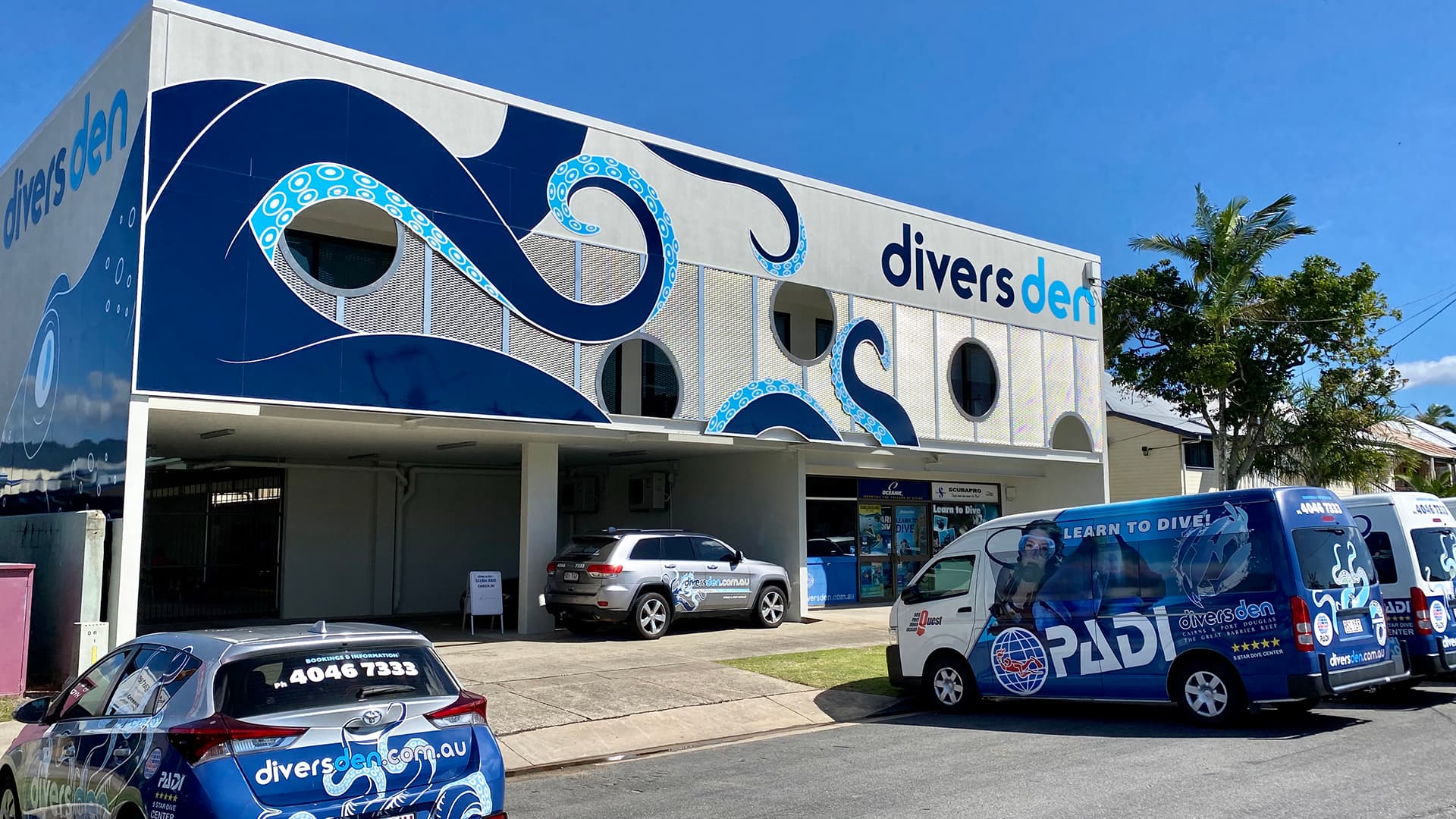 Divers Den