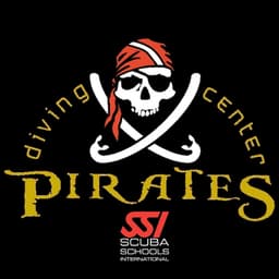 PIRATES DIVING RESORT logo